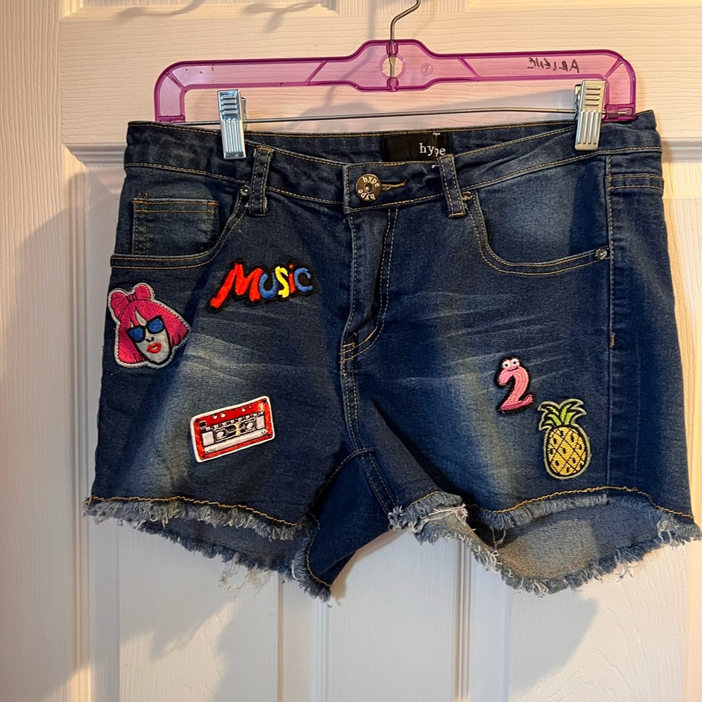 Large Jean patch shorts - Picture 2 of 6